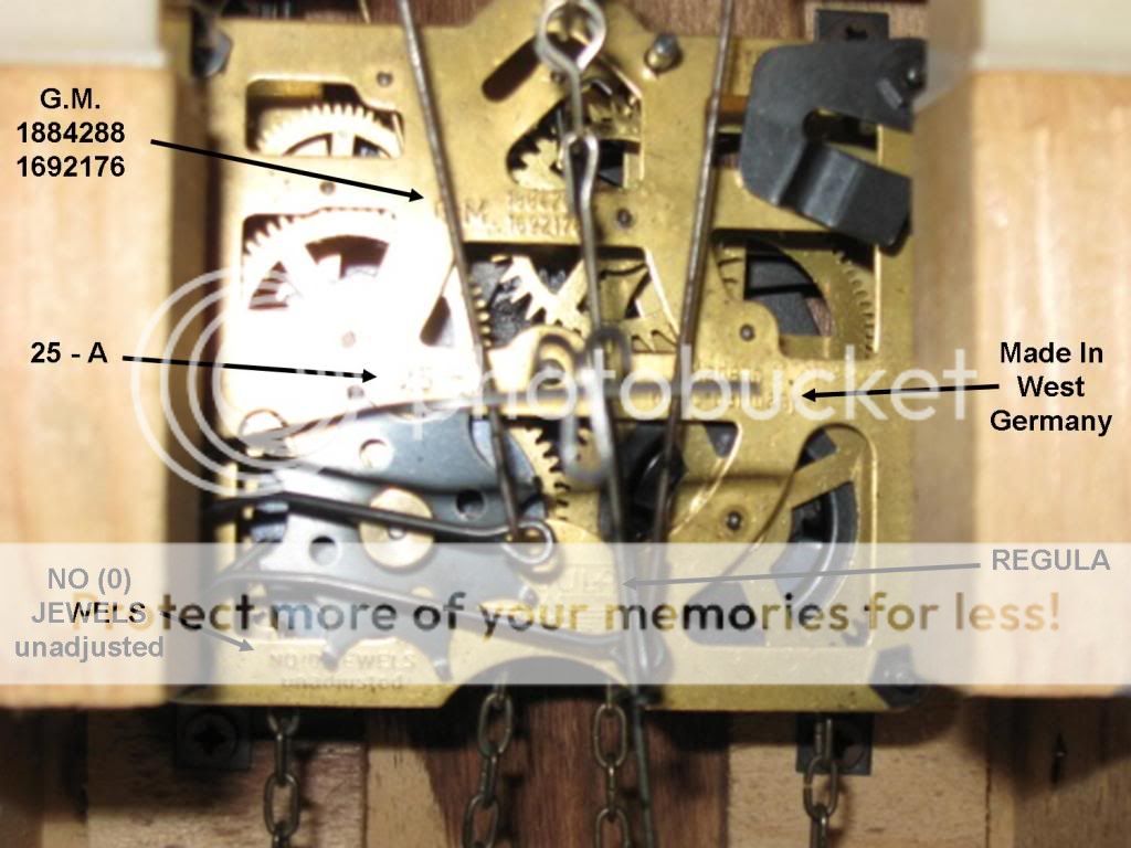 Regula 25 Weight Driven Brass Clock Movement Pictures, Images & Photos